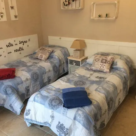 La Terrazza Sul Vicolo Bed & Breakfast