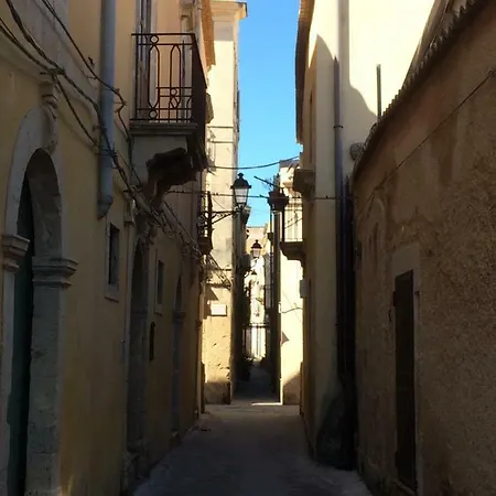 Bed & Breakfast La Terrazza Sul Vicolo 3*