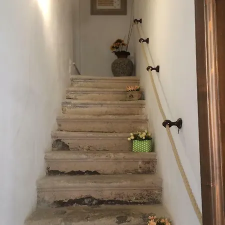 La Terrazza Sul Vicolo Bed & Breakfast Syracuse